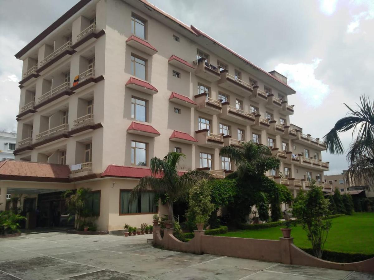 Hotel Jagdamba Katra  Ngoại thất bức ảnh