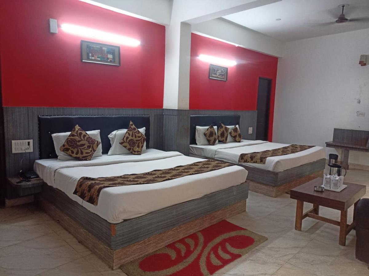 Hotel Jagdamba Katra  Ngoại thất bức ảnh